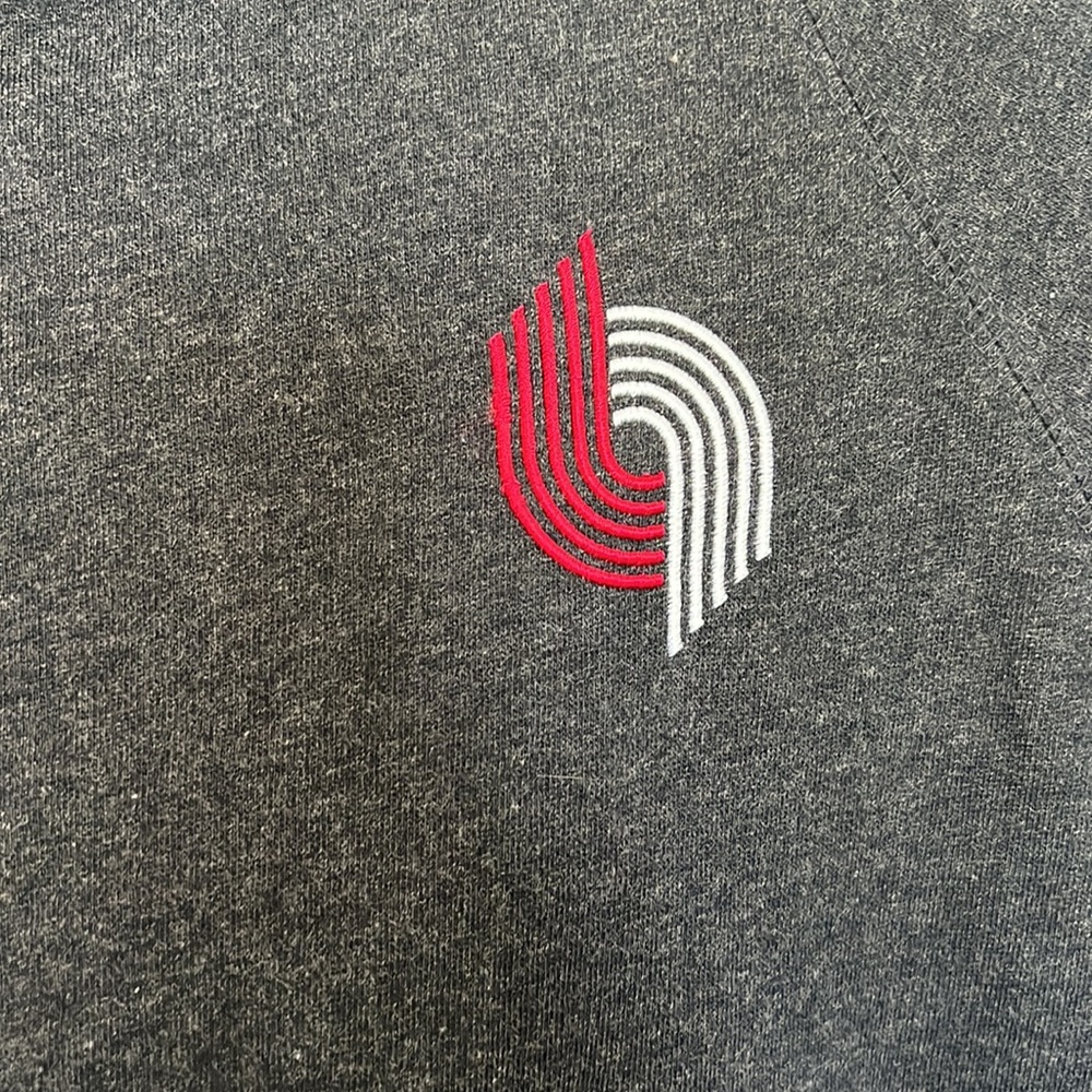 NWT Womens Trailblazer Hoodie - Picture 3 of 5